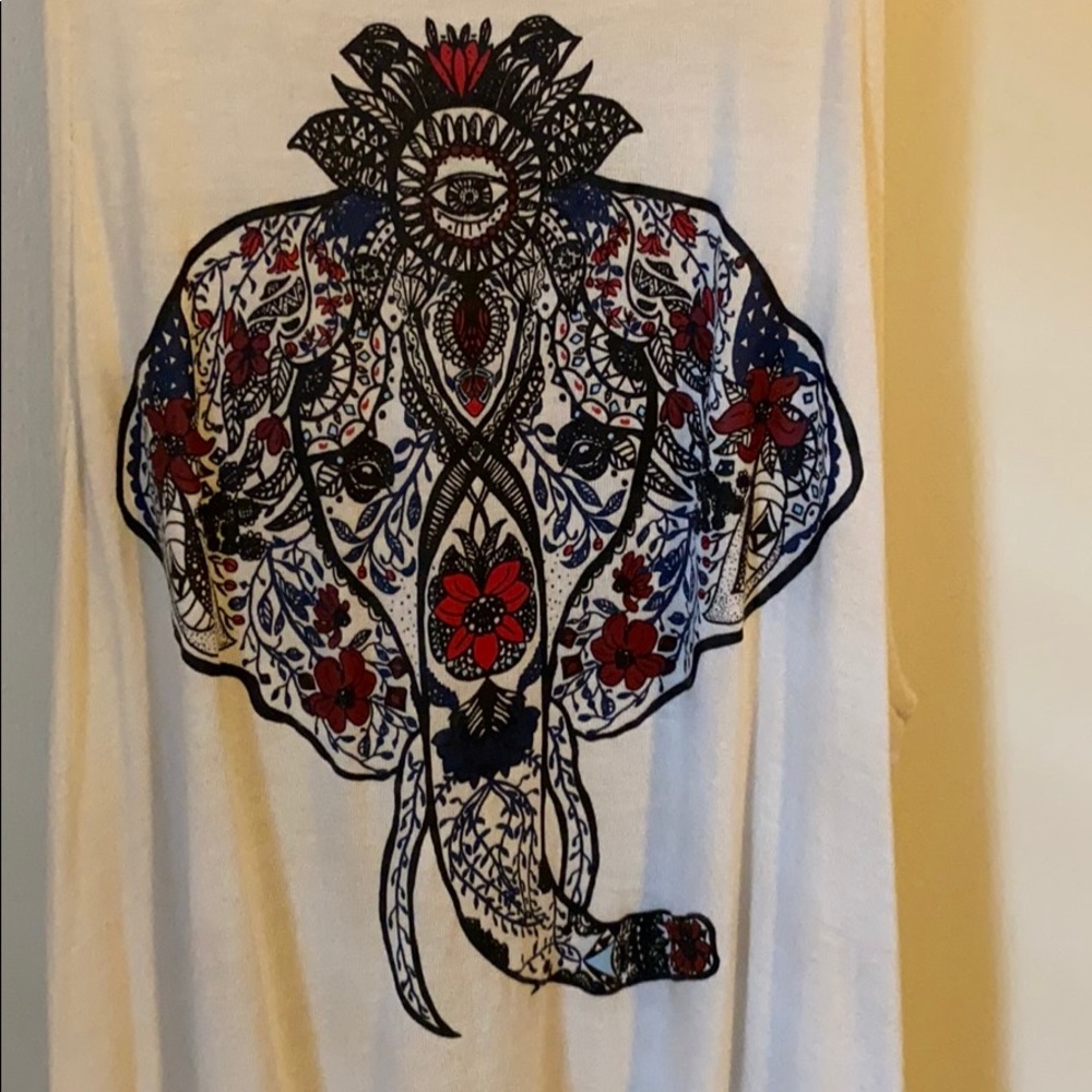 Tank top size small - Picture 2 of 3